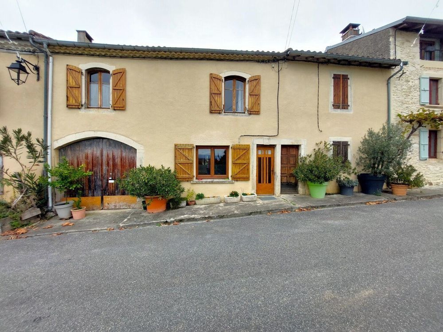 MAISON DE VILLAGE AVEC JARDIN PROCHE « SALIES DU SALAT »
