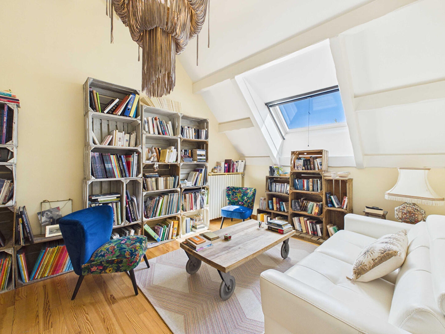 Maison à vendre - 16 pièces - 425m2 - Ceyzérieu (01350)