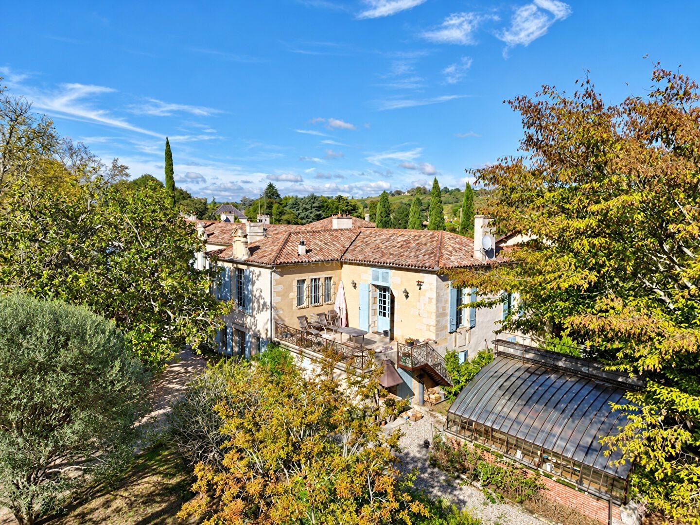 Maison à vendre - 12 pièces - 265m2 - Cadillac (33410)