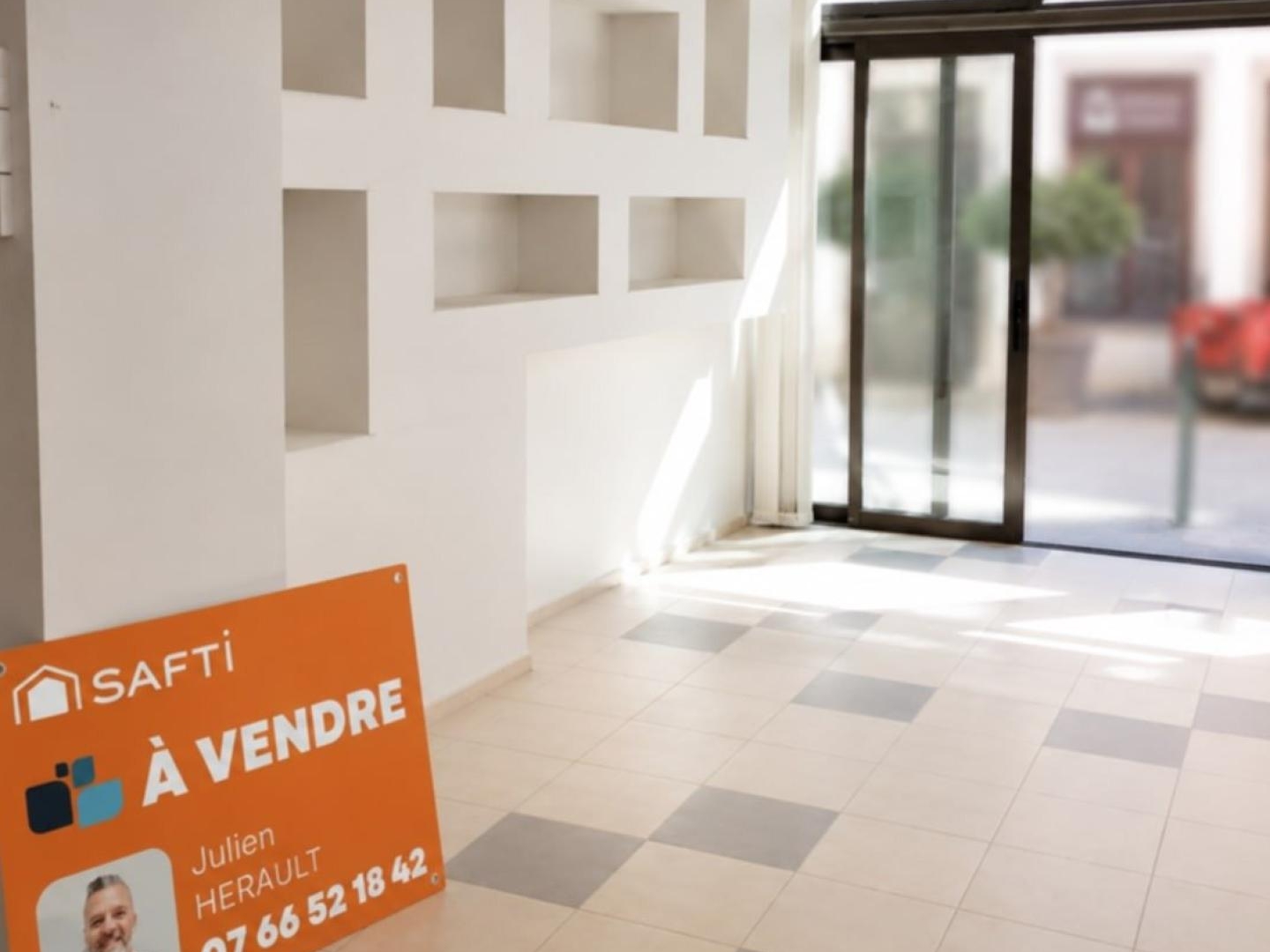 Locaux à vendre - 3 pièces - 72m2 - Argelès-Sur-Mer (66700)