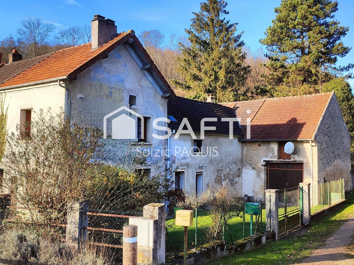 Ensemble de 2 maisons à rénover !
