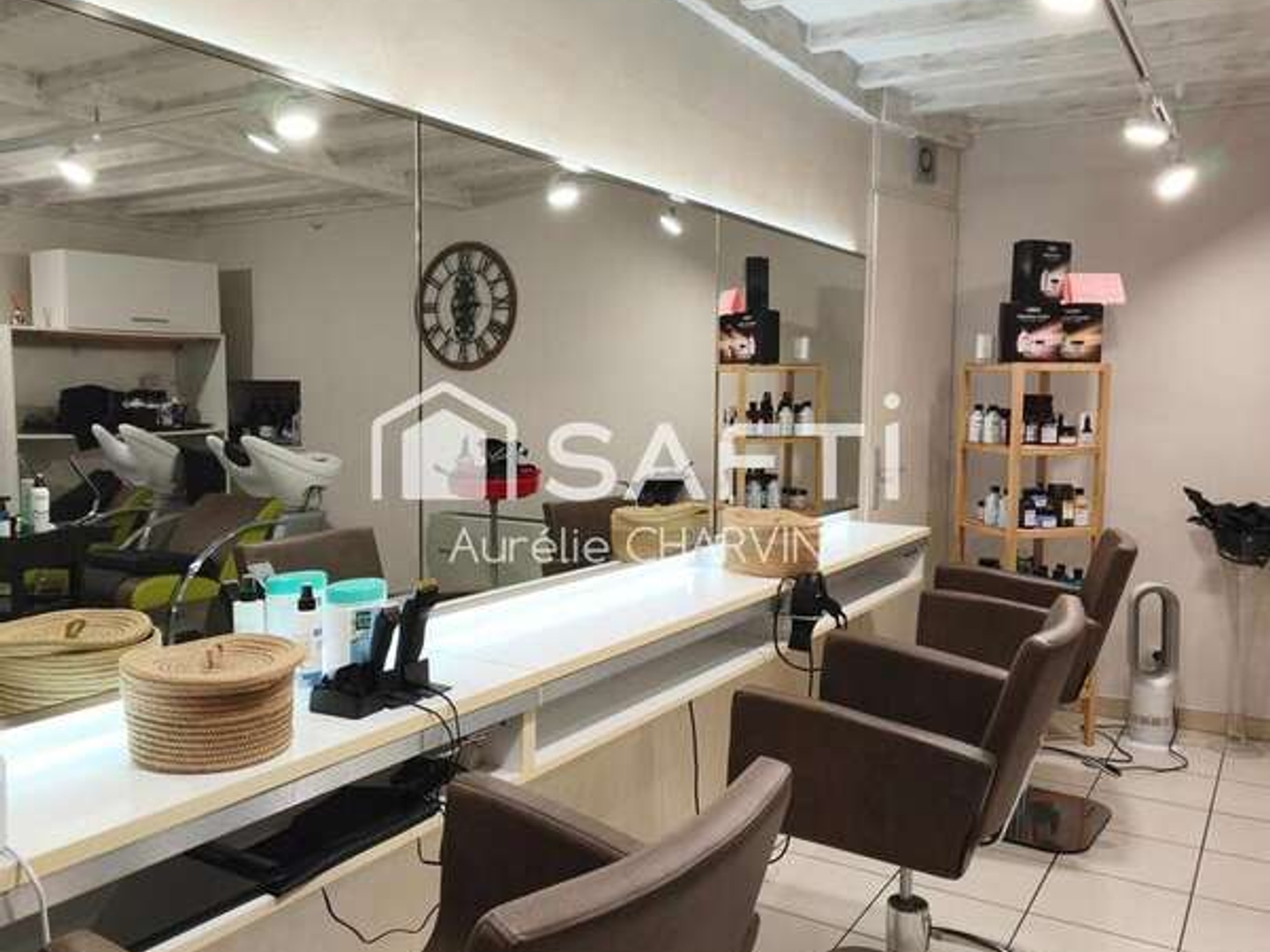 Magasin à vendre - 3 pièces - 61m2 - Sellières (39230)