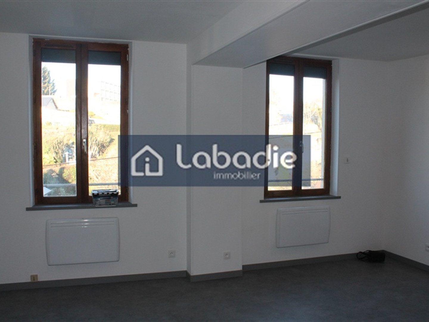Immeuble à vendre - 122m2 - Vire Normandie (14500)