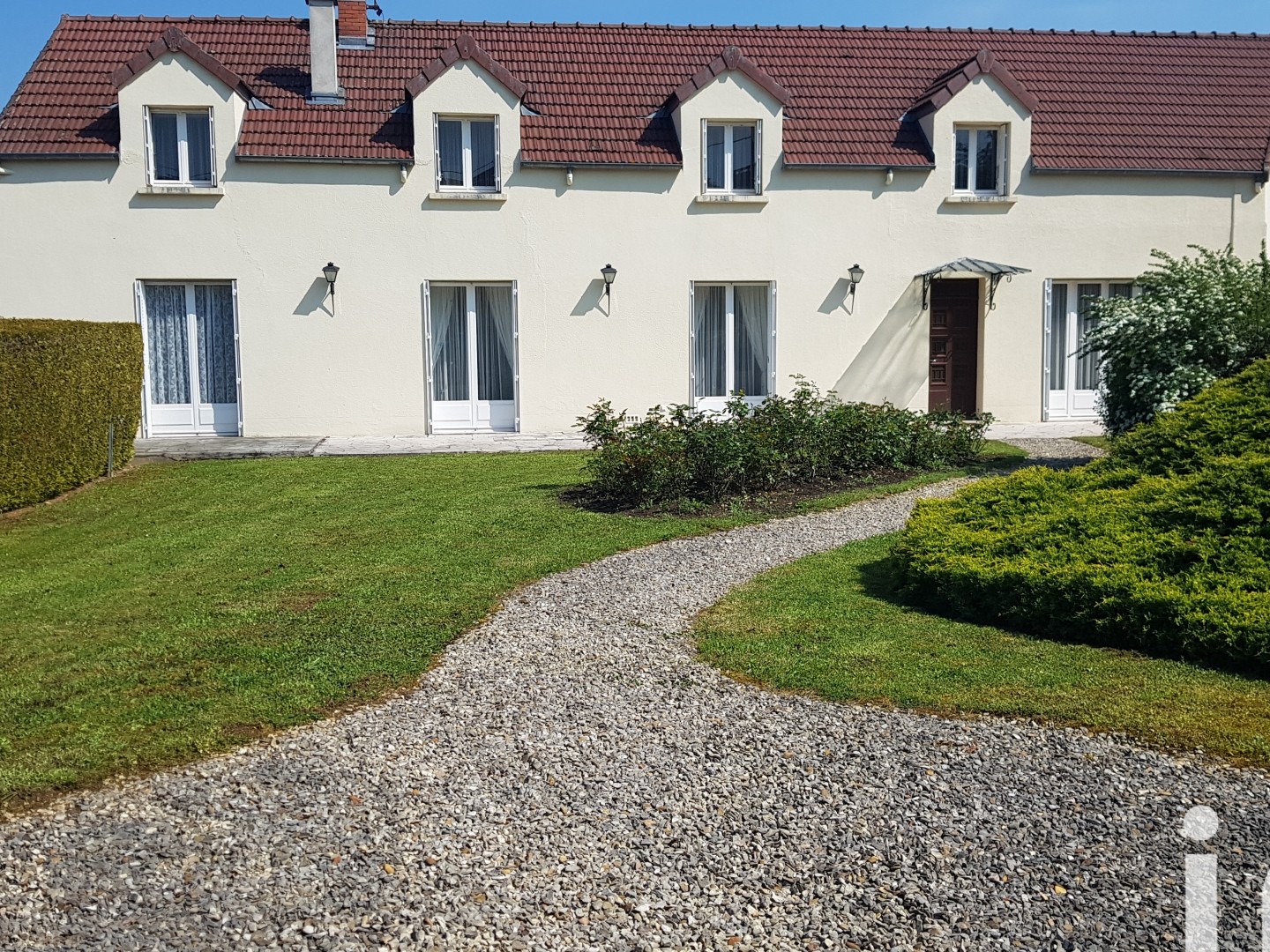 Maison 7 pièces 200 m²