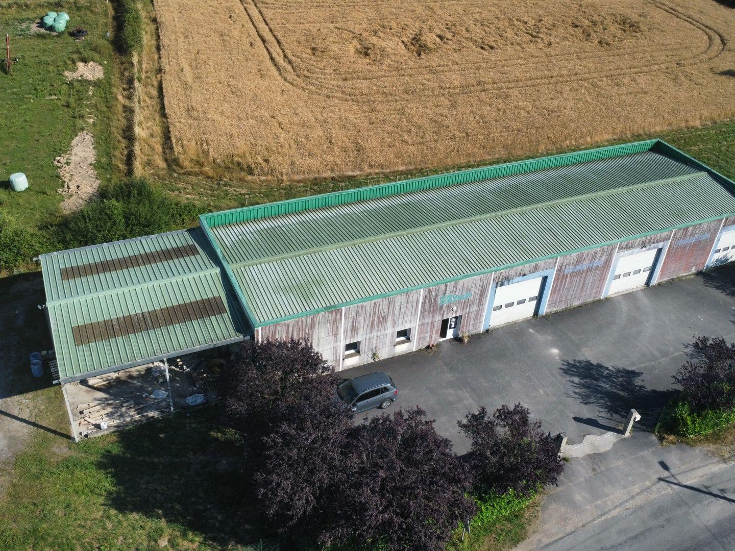 Immeuble commercial 460 m²