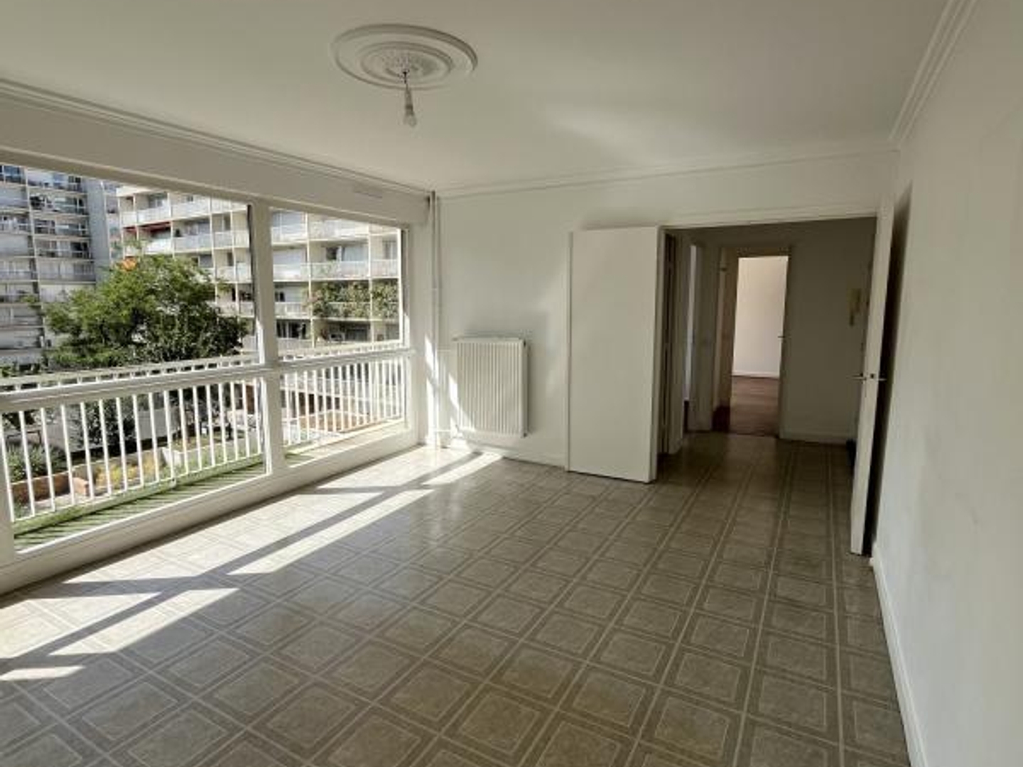 Appartement à vendre - 2 pièces - 47m2 - Paris 20e (75020)
