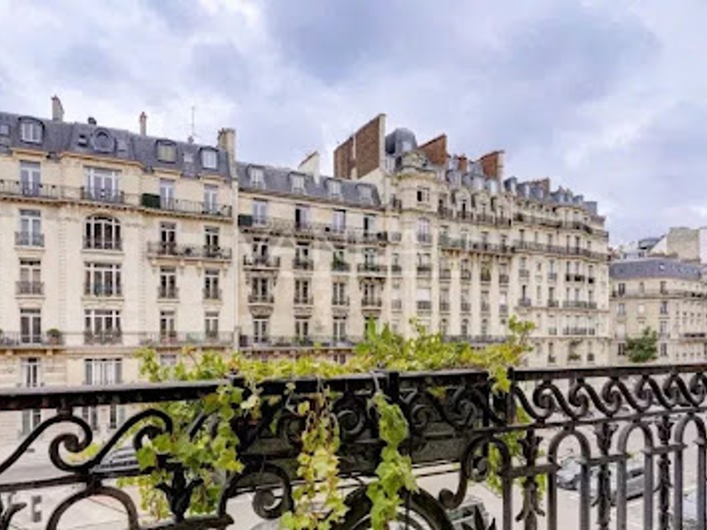 Appartement à vendre - 7 pièces - 221m2 - Paris 16e (75016)