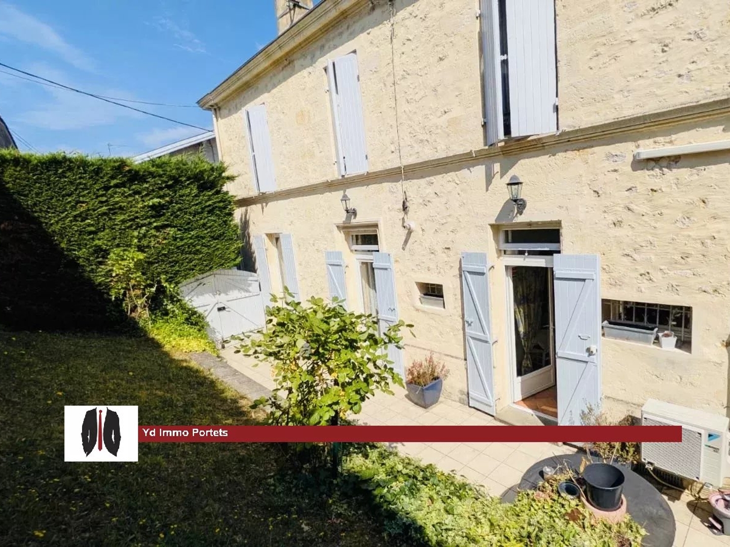 Maison en pierre avec dépendance aménageable
