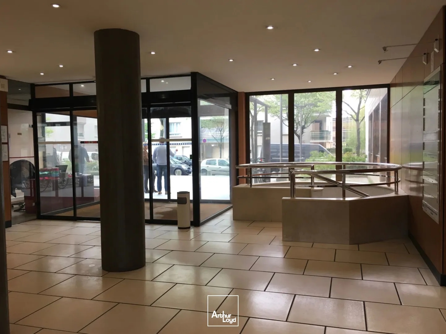 Bureaux à vendre - 4 pièces - 1007m2 - Rouen (76100)