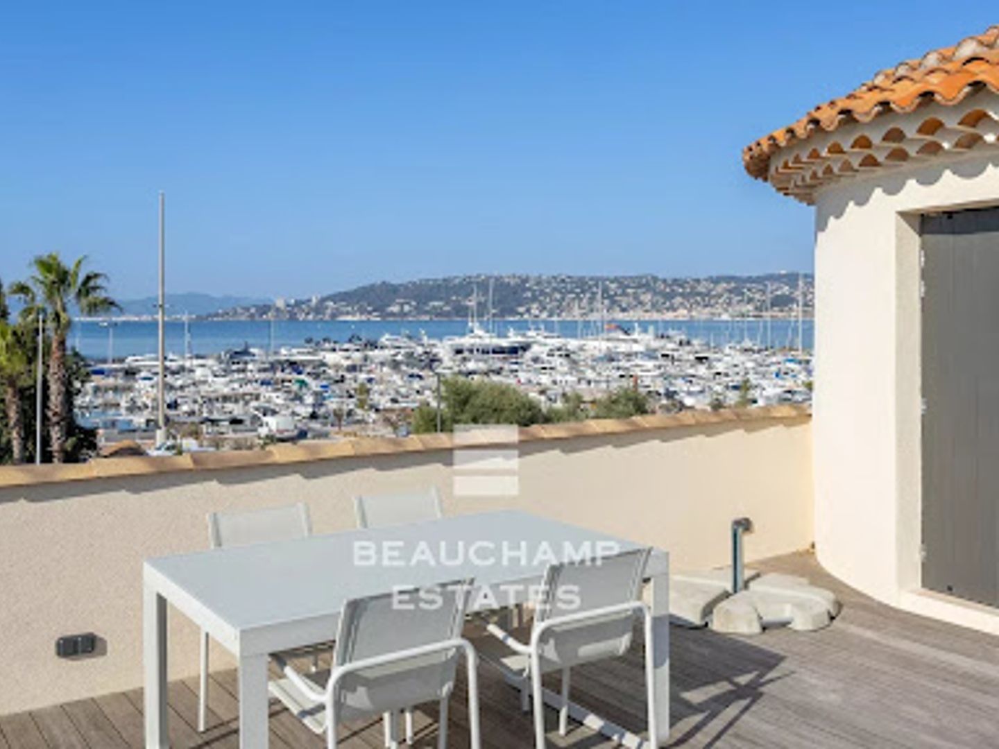 Villa 8 pièces 314 m²