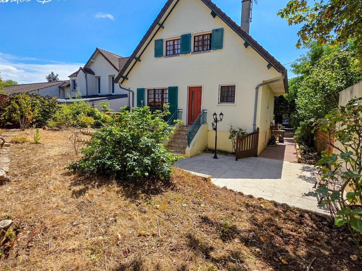 Maison à vendre - 5 pièces - 96m2 - Vaires-Sur-Marne (77360)
