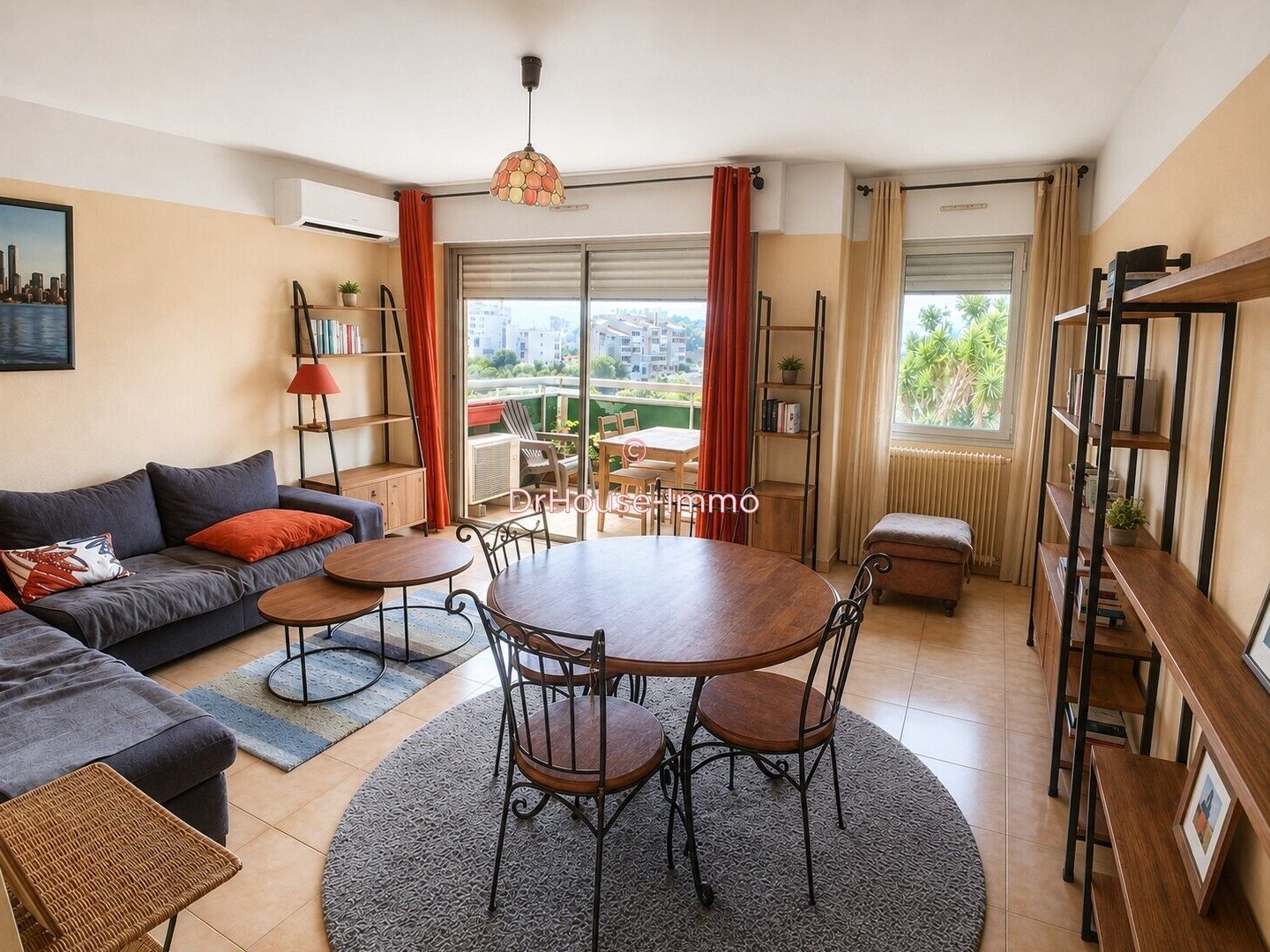 Appartement T3 - entrée de ville - vue mer
