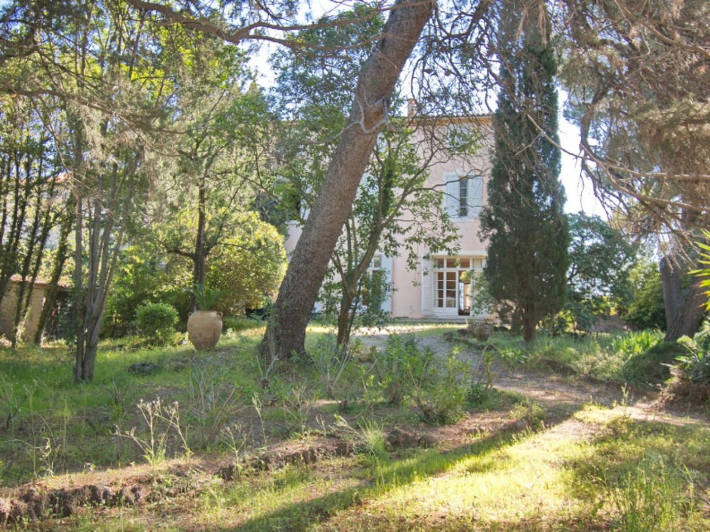 Demeure de ville et village 10 pièces 233 m²
