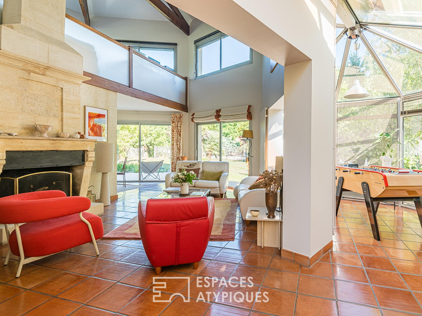 Maison atypique avec parc arboré au coeur du Bouscat