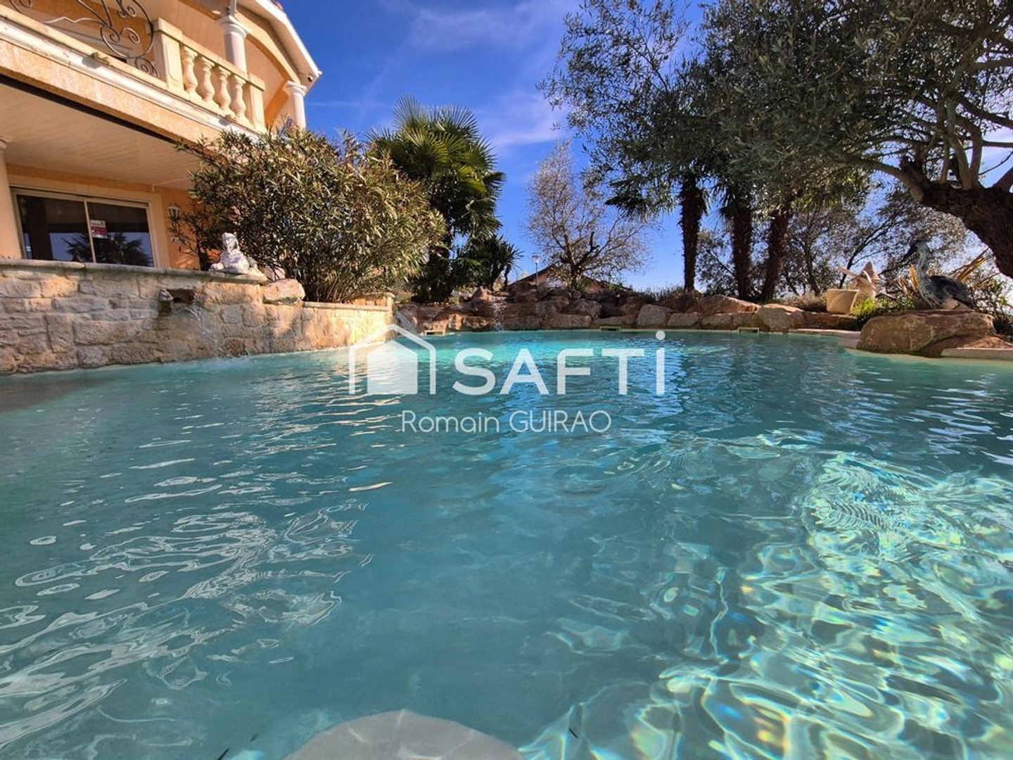 Maison à vendre - 11 pièces - 365m2 - Revonnas (01250)