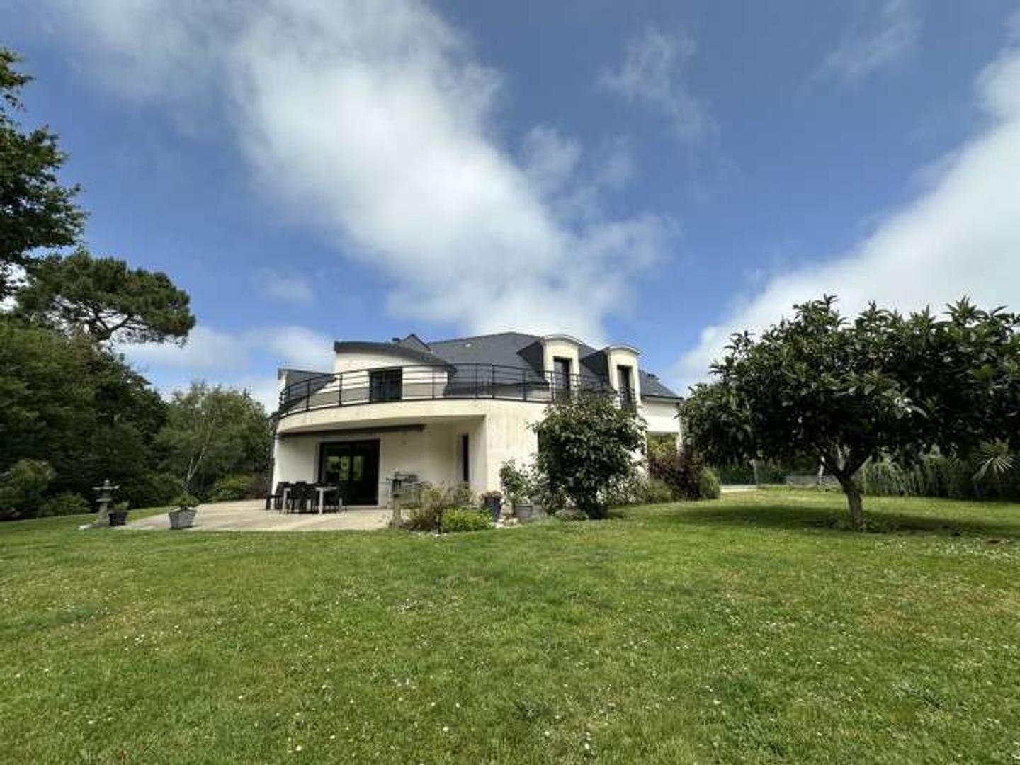 Maison 9 pièces 198 m²