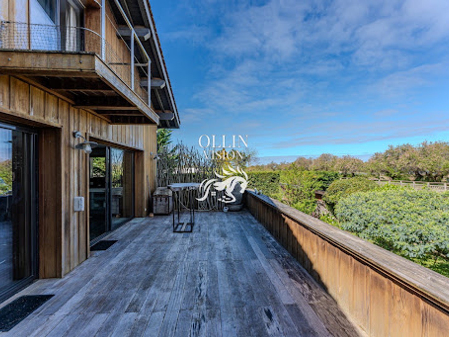 Villa 9 pièces 240 m²