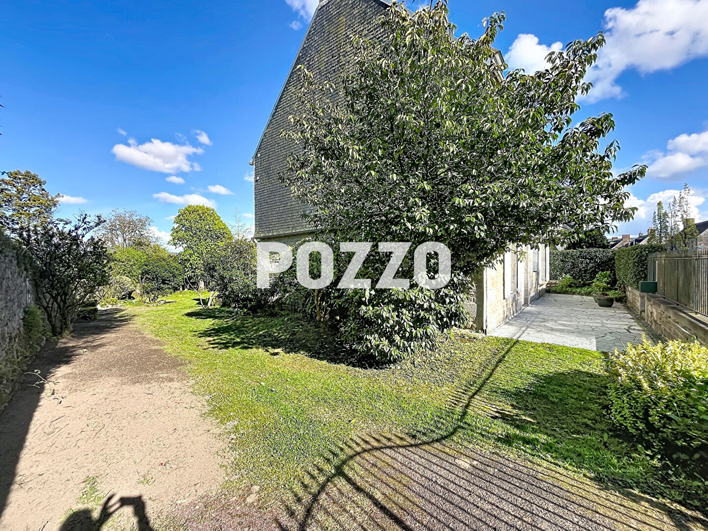 Maison à vendre - 9 pièces - 217m2 - Villedieu-Les-Poê... (50800)
