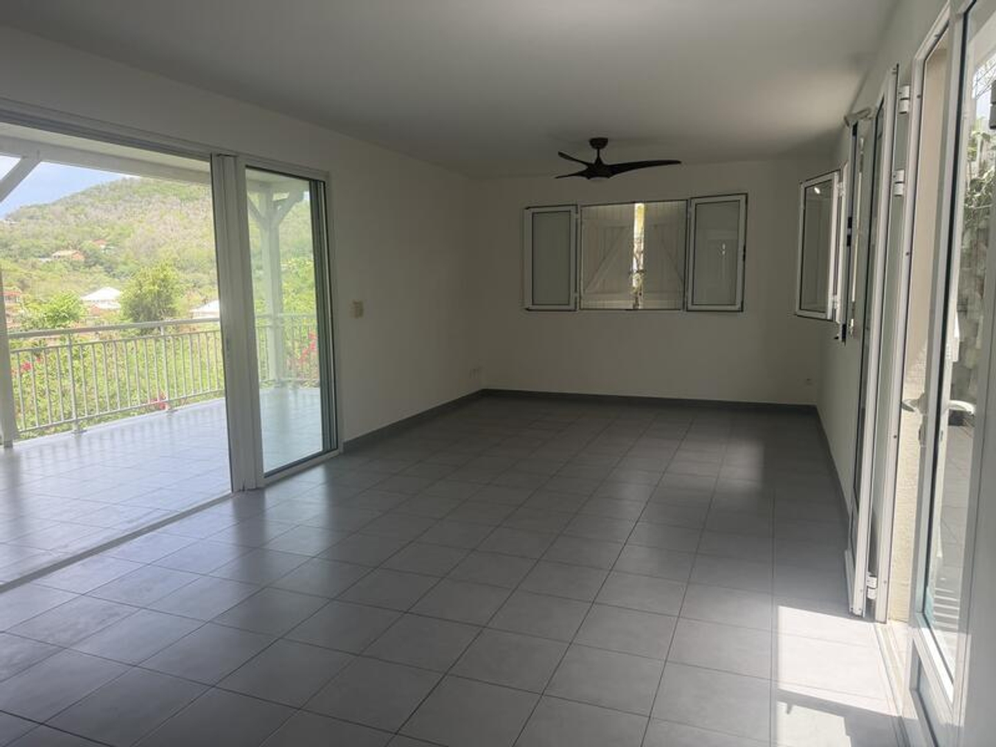Maison à vendre - 4 pièces - 112m2 - Les Trois-Îlets (97229)