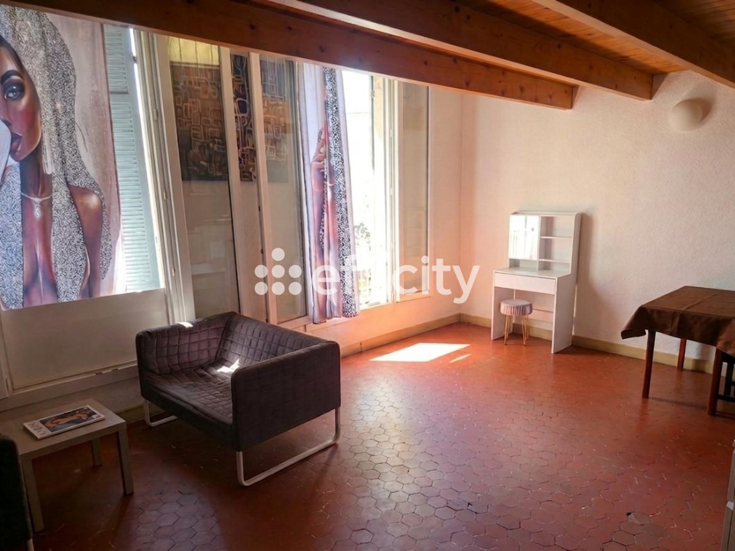 Appartement à vendre - 2 pièces - 52m2 - Marseille 3e (13003)