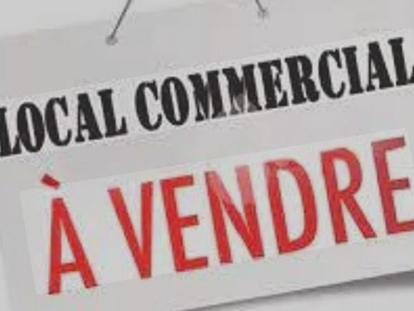 Local 1 pièce 57 m²