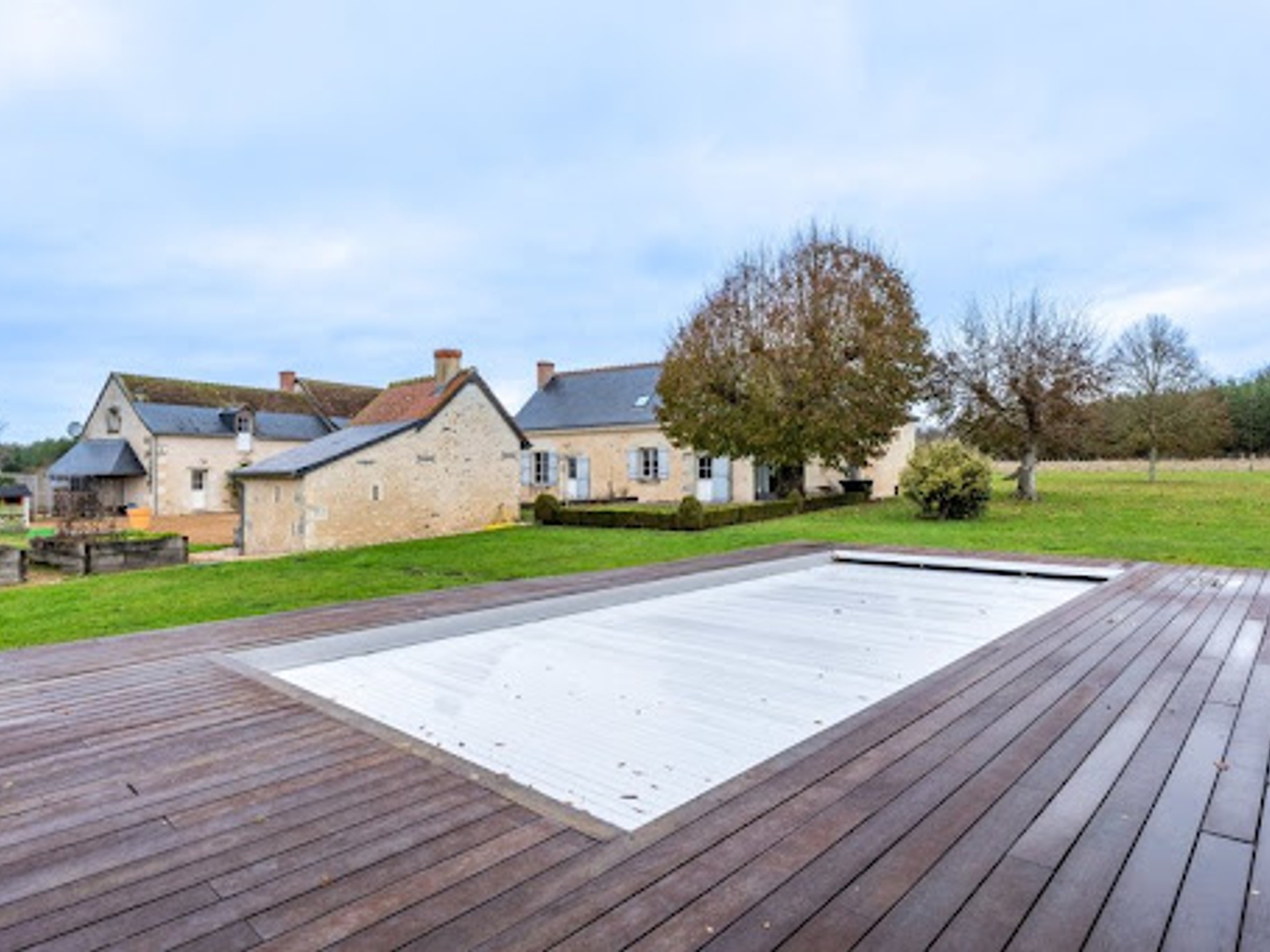 Maison à vendre - 15 pièces - 318m2 - Ambillou (37340)