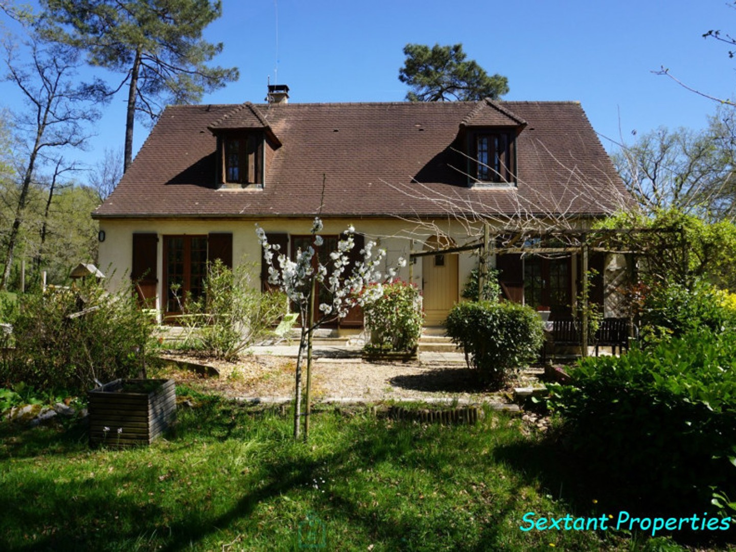 Maison de caractère 5 pièces 171 m²