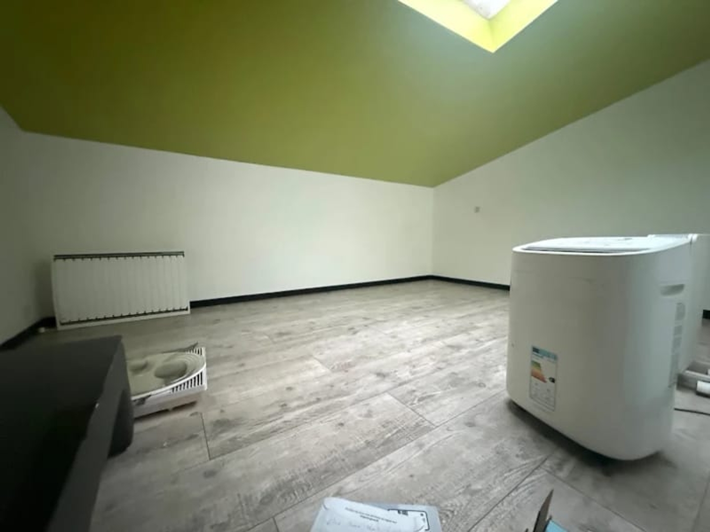 Locaux à vendre - 6 pièces - 700m2 - Morancez (28630)