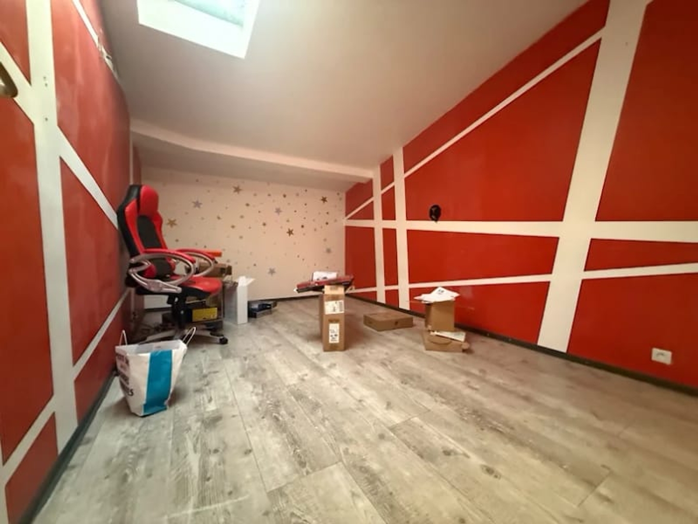 Locaux à vendre - 6 pièces - 700m2 - Morancez (28630)