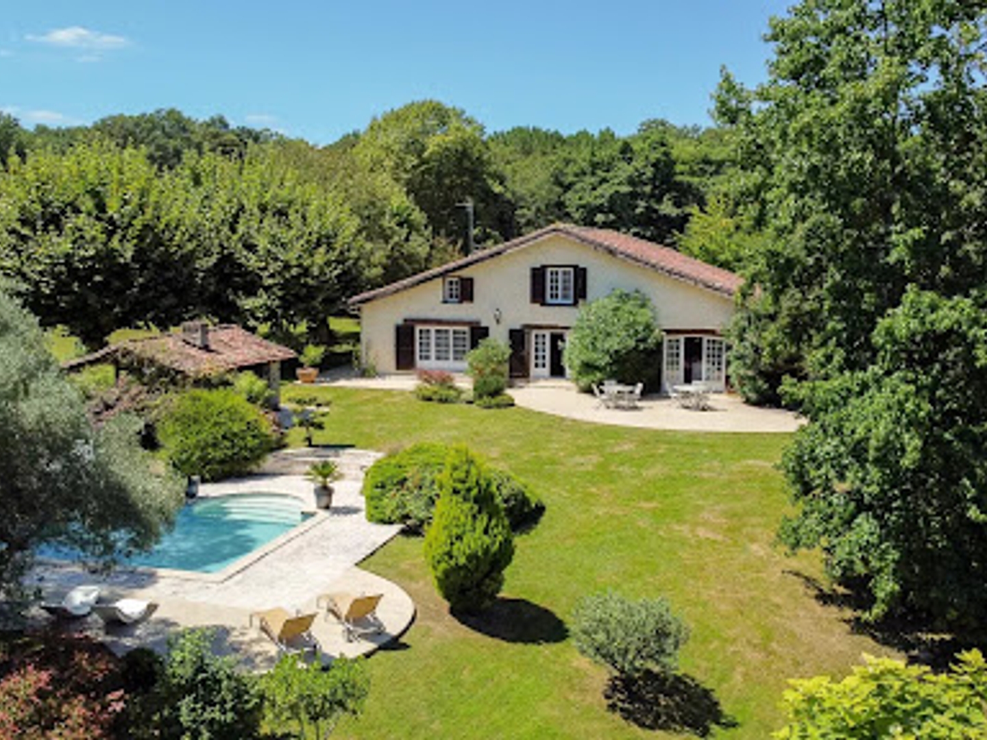 Maison 6 pièces 290 m²