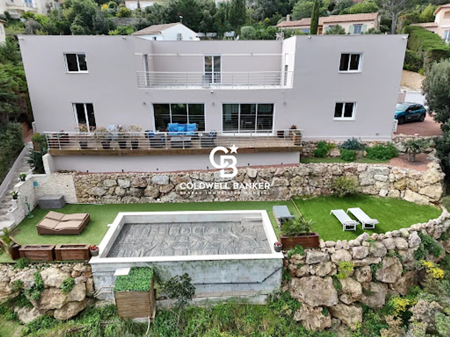 Maison 5 pièces 210 m²