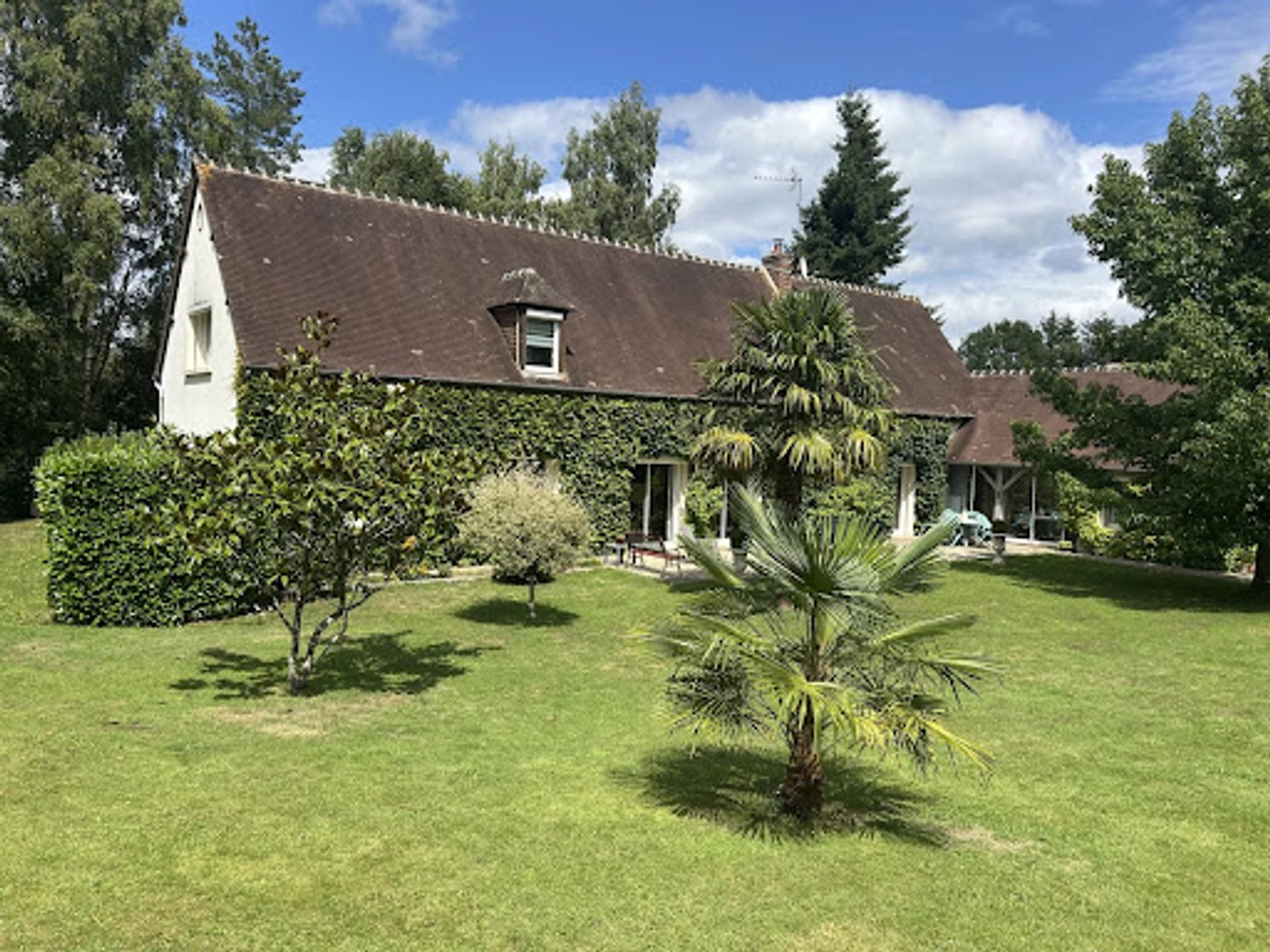 Maison 7 pièces 235 m²