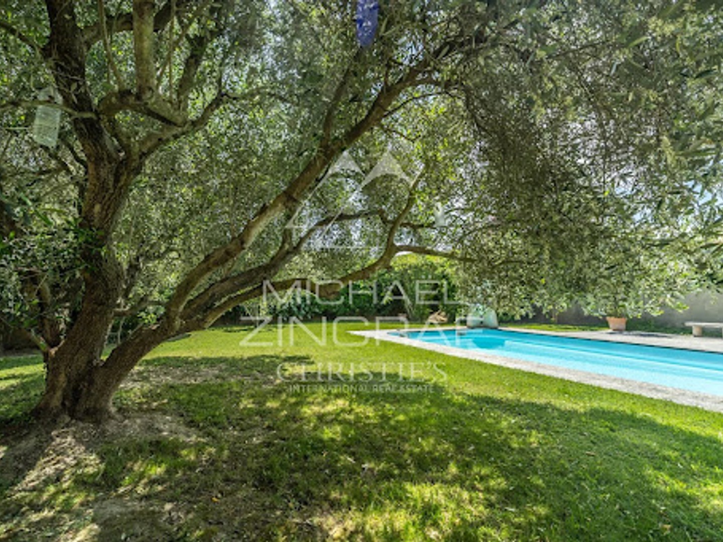 Maison à vendre - 4 pièces - 140m2 - Graveson (13690)