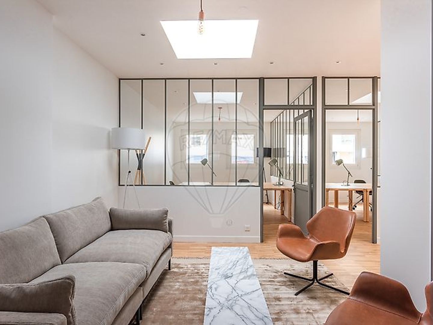 Locaux à vendre - 6 pièces - 152m2 - Paris 15e (75015)