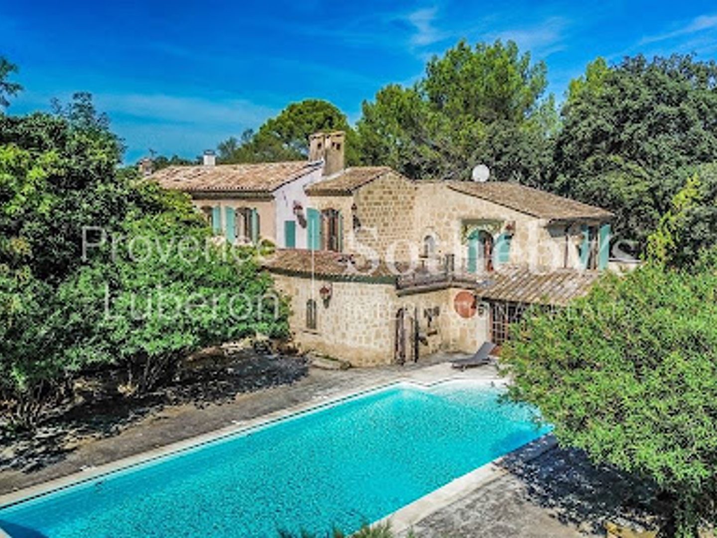 Maison à vendre - 15 pièces - 473m2 - Châteauneuf-Du-Pape (84230)
