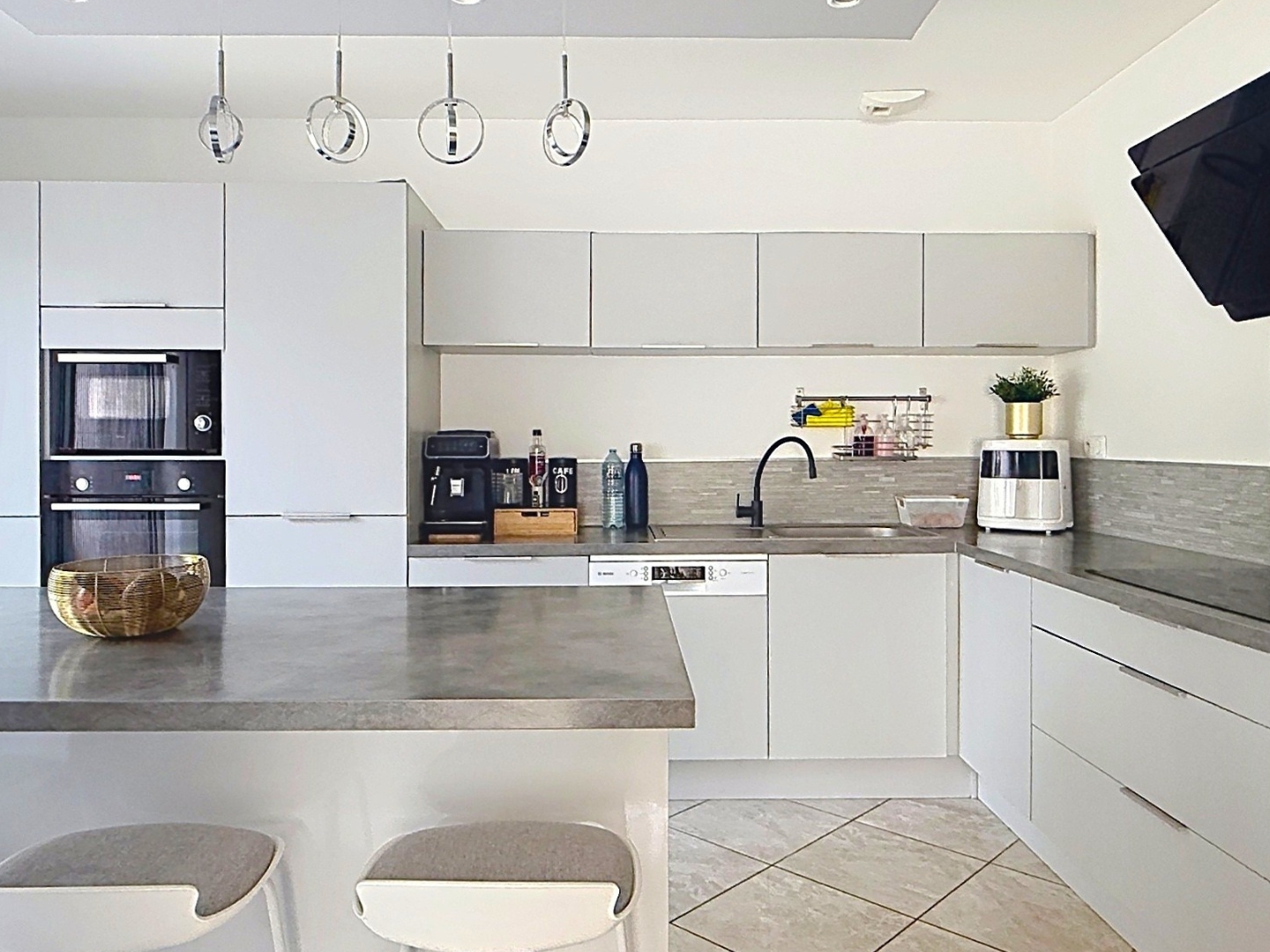 Maison à vendre - 5 pièces - 136m2 - Cluses (74300)