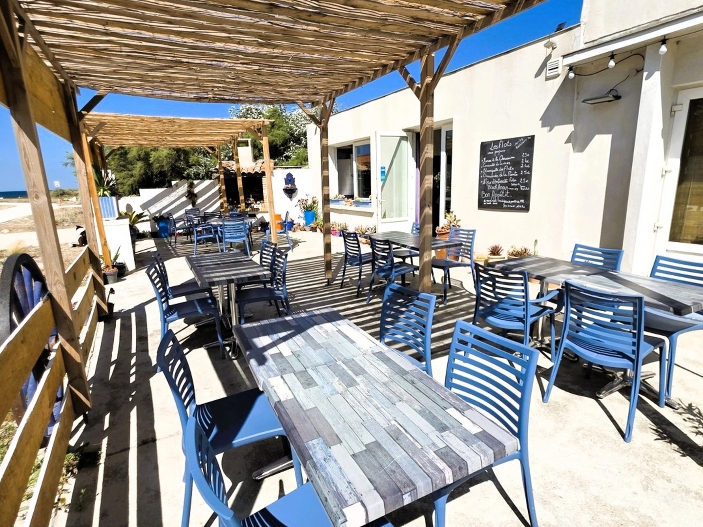 Magasin à vendre - 10 pièces - 301m2 - Saint-Georges-D'o... (17190)
