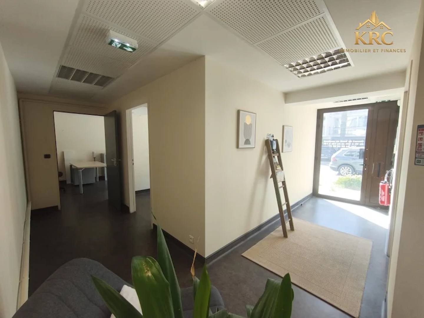 Bureaux 4 pièces 83 m²