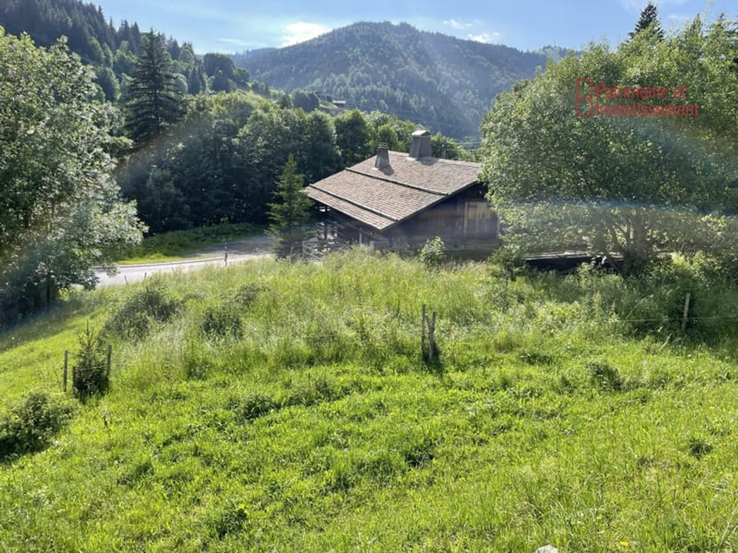 Terrain 770 m²