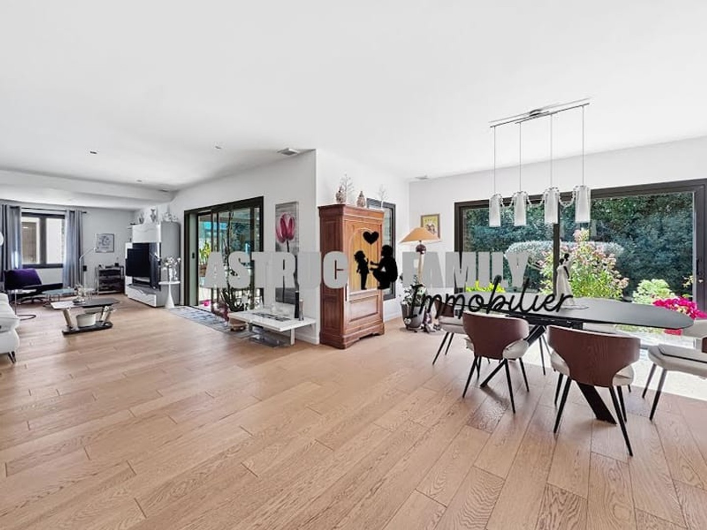 Maison à vendre - 5 pièces - 183m2 - Saint-Dionisy (30980)
