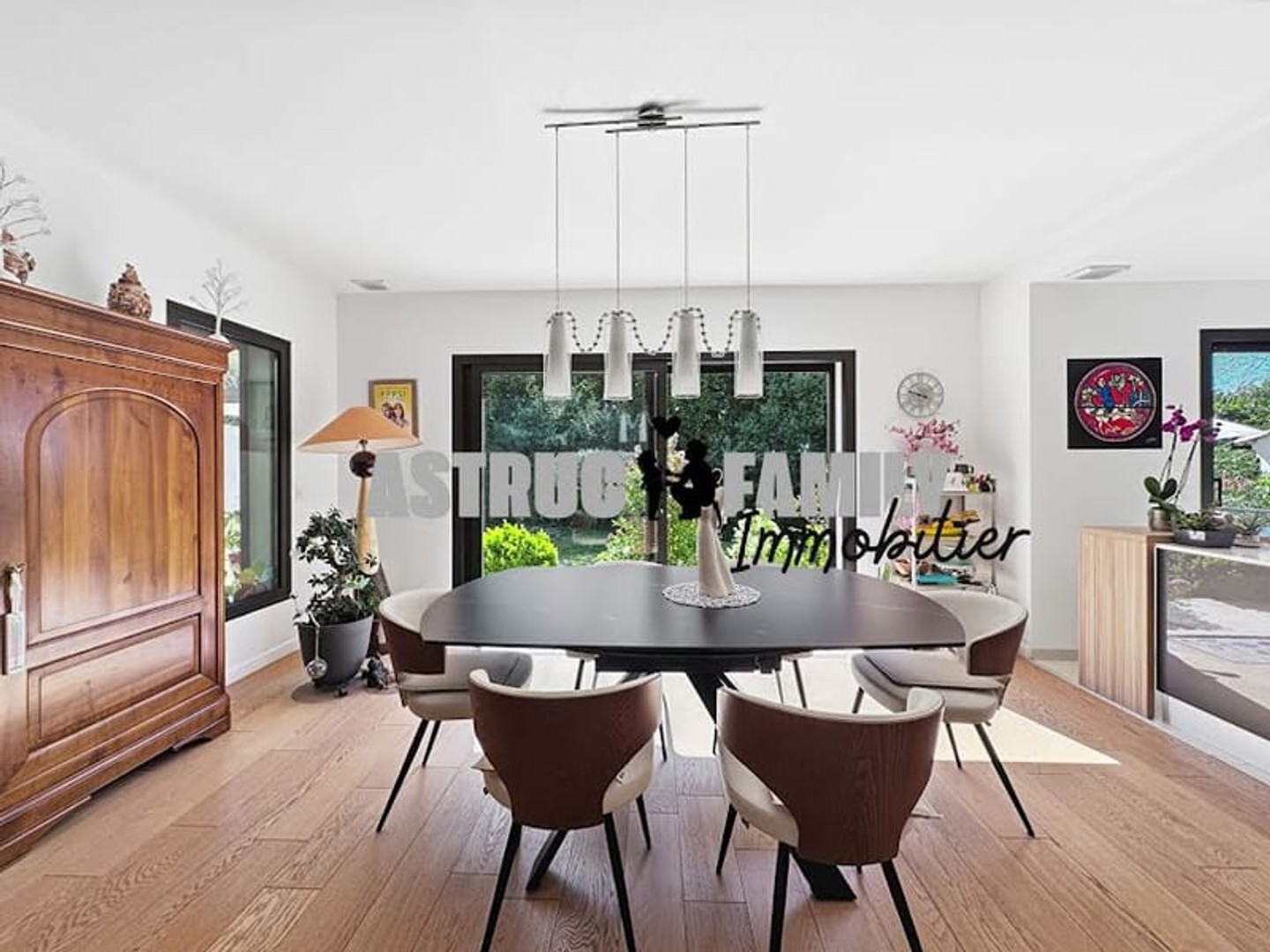 Maison à vendre - 5 pièces - 183m2 - Saint-Dionisy (30980)