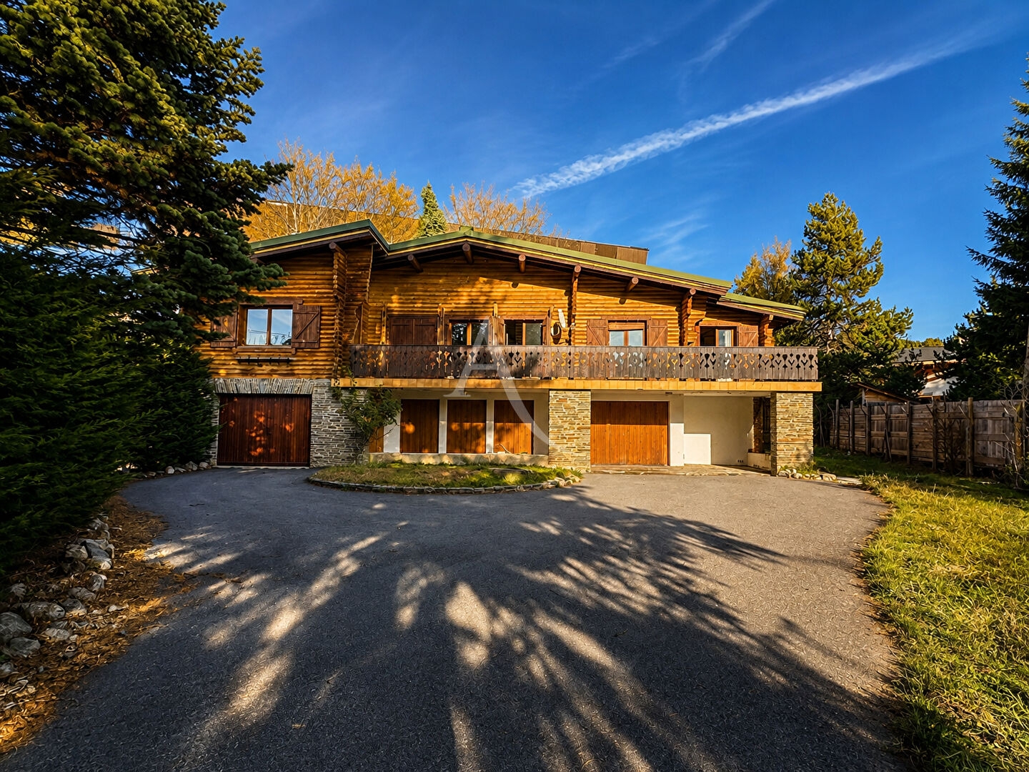 BOLQUÈRE, Chalet de caractère de 274 m² avec 5 appartements indépendants , Idéal investissement ou projet familial