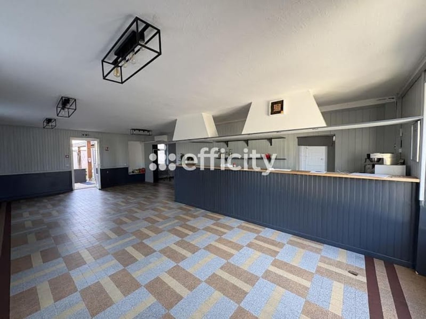 Magasin à vendre - 10 pièces - 532m2 - Asnans-Beauvoisin (39120)