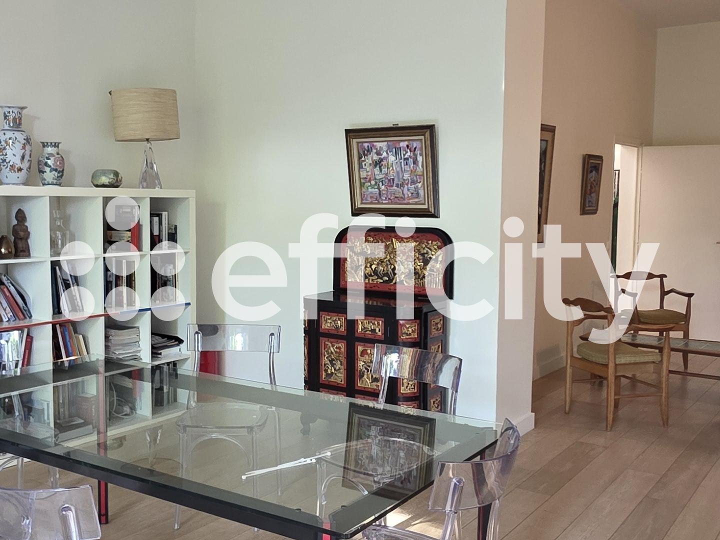 Maison à vendre - 8 pièces - 210m2 - Douai (59500)