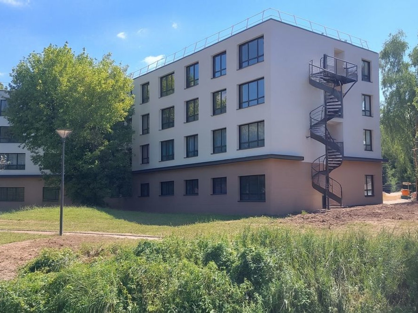 À vendre ! Studio meublé de 30m² en résidence coliving à Gi