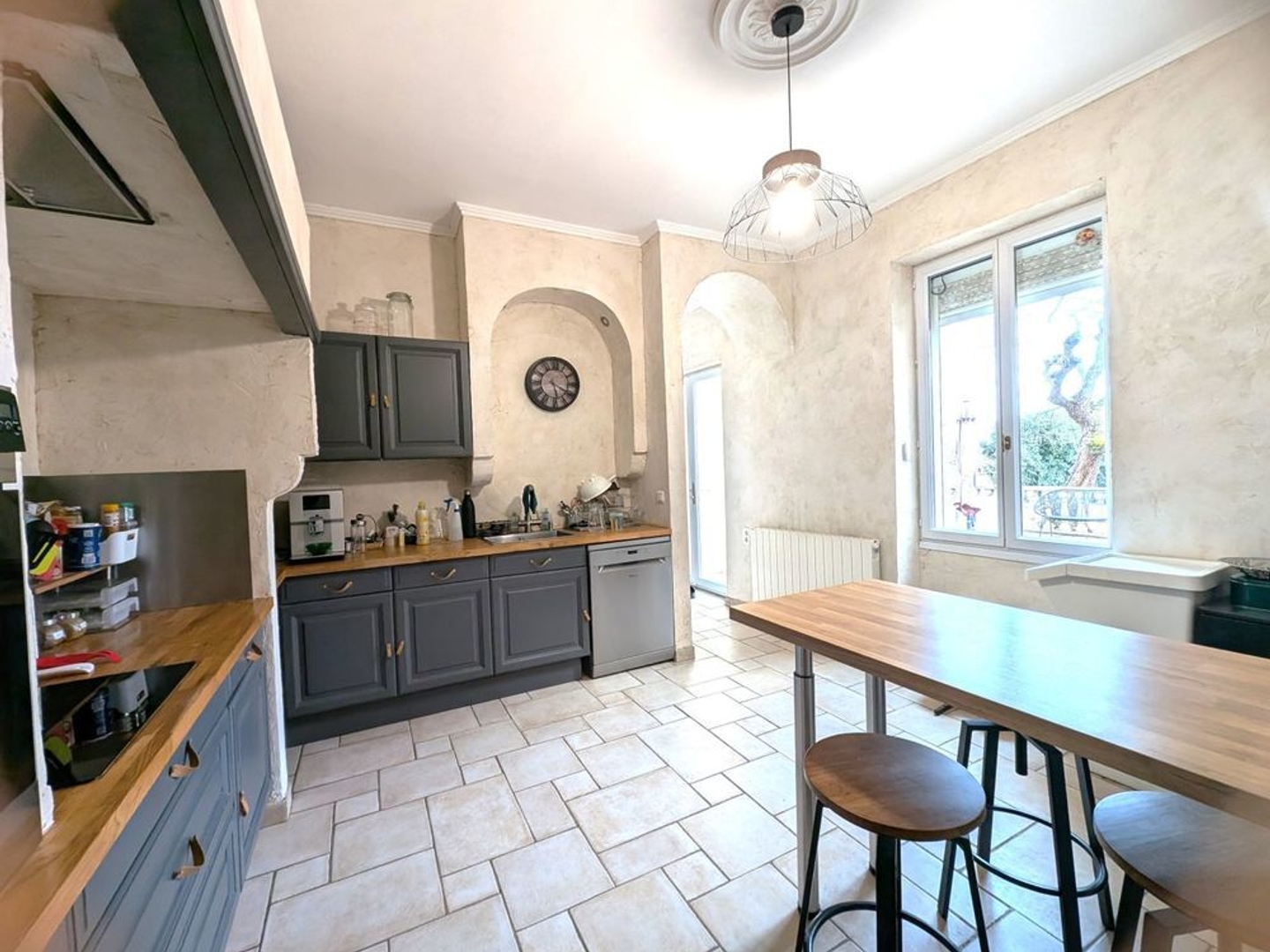 Maison à vendre - 8 pièces - 310m2 - Saint-Léger-Sur-R... (42155)