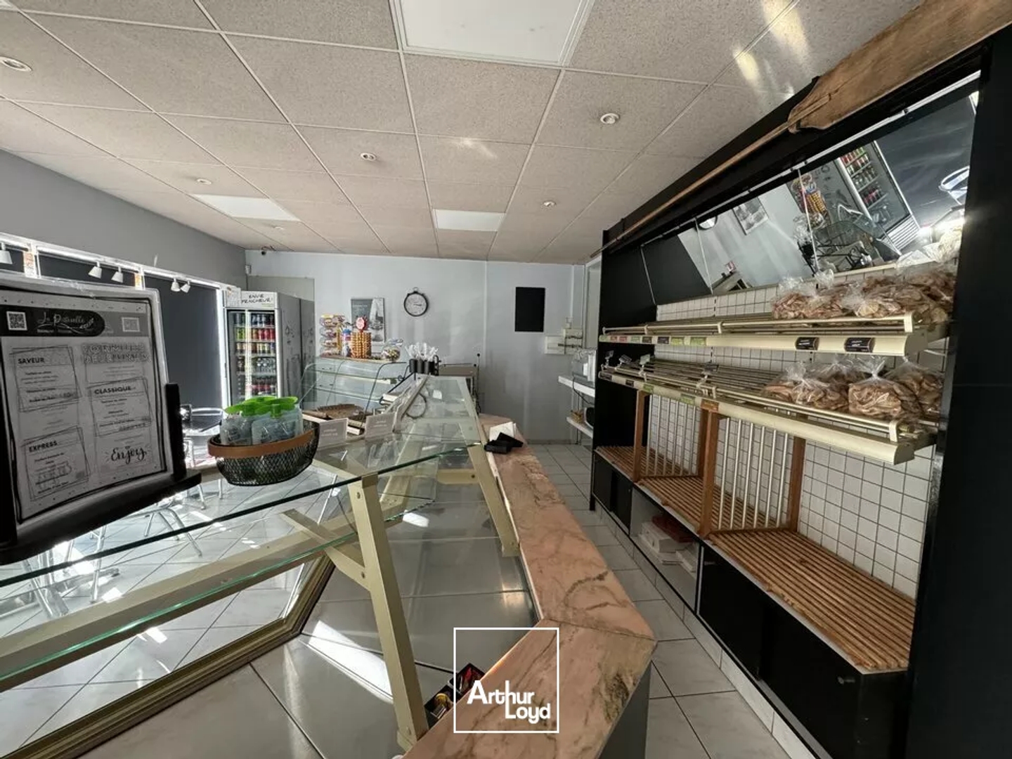 Locaux à vendre - 500m2 - Niort (79000)
