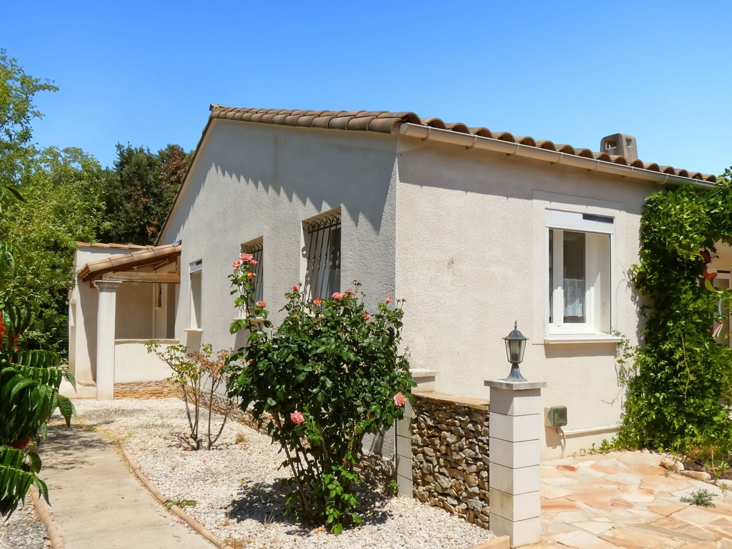 Maison à vendre - 5 pièces - 133m2 - Méjannes-Le-Clap (30430)