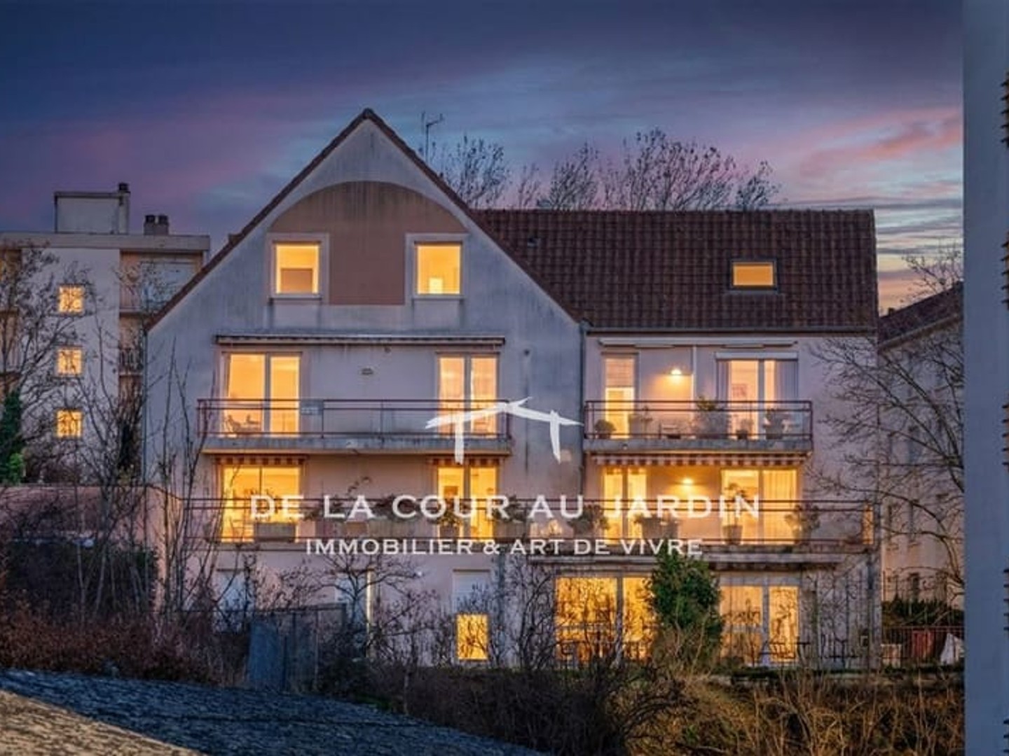 Duplex familial en dernier étage