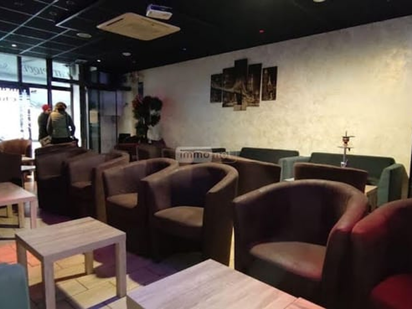 Commerce 88 m²